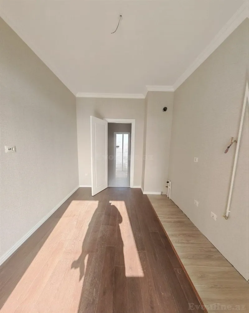 Satılır 3 otaqlı Mənzil Yeni tikili 110 m² İnşaatçılar m. - şəkil 6