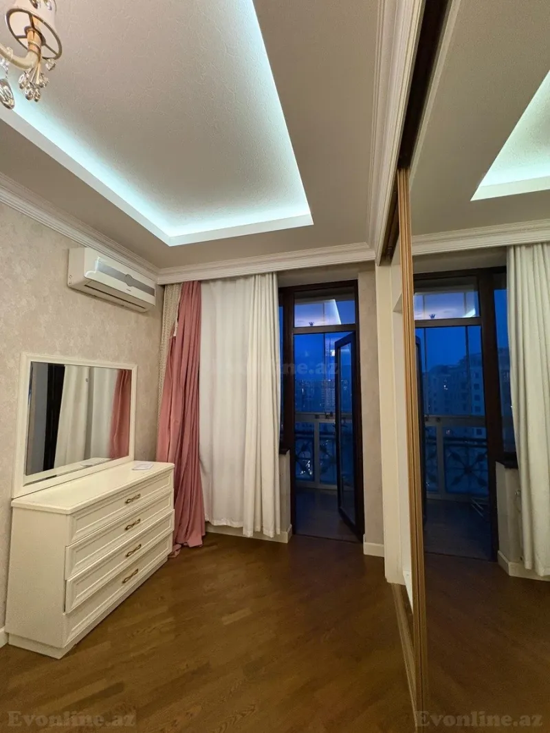 Kirayə verilir 3 otaqlı Mənzil Yeni tikili 140 m² Nəsimi r. - şəkil 8