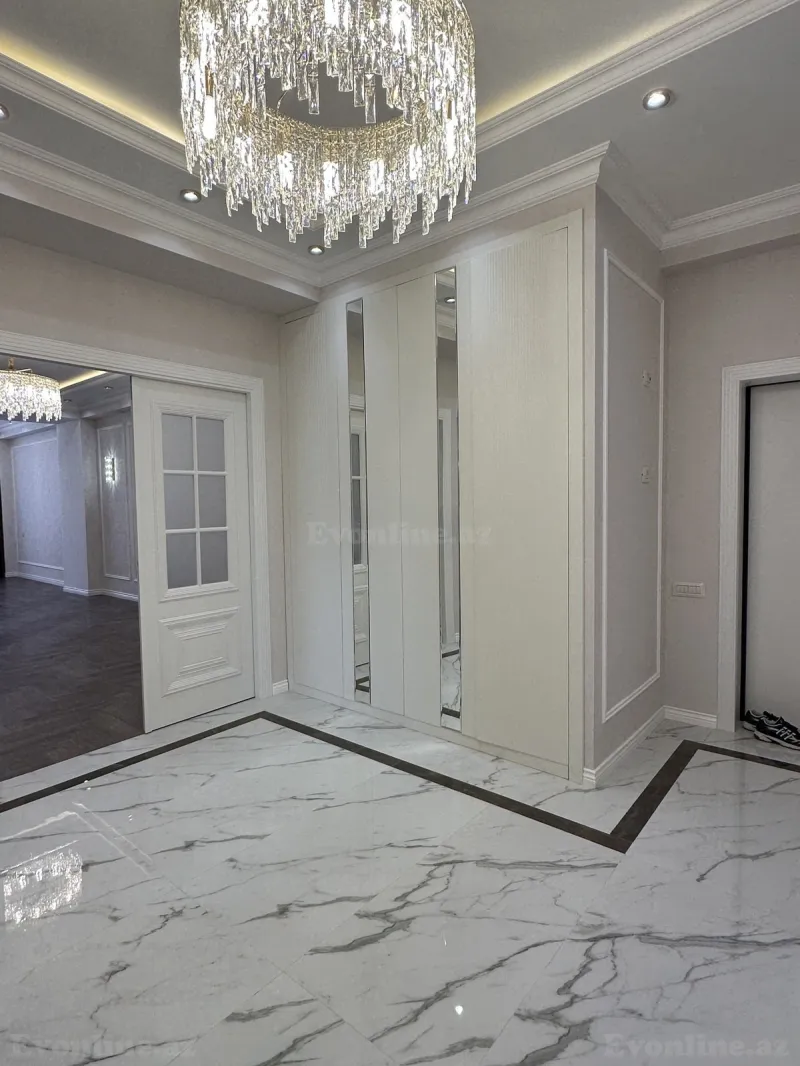 Satılır 4 otaqlı Mənzil Yeni tikili 160 m² Xətai m. - şəkil 2