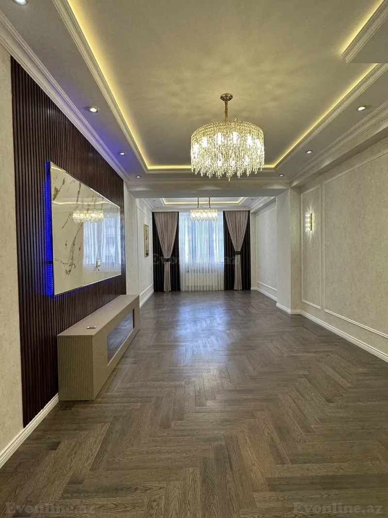 Satılır 4 otaqlı Mənzil Yeni tikili 160 m² Xətai m. - şəkil 6