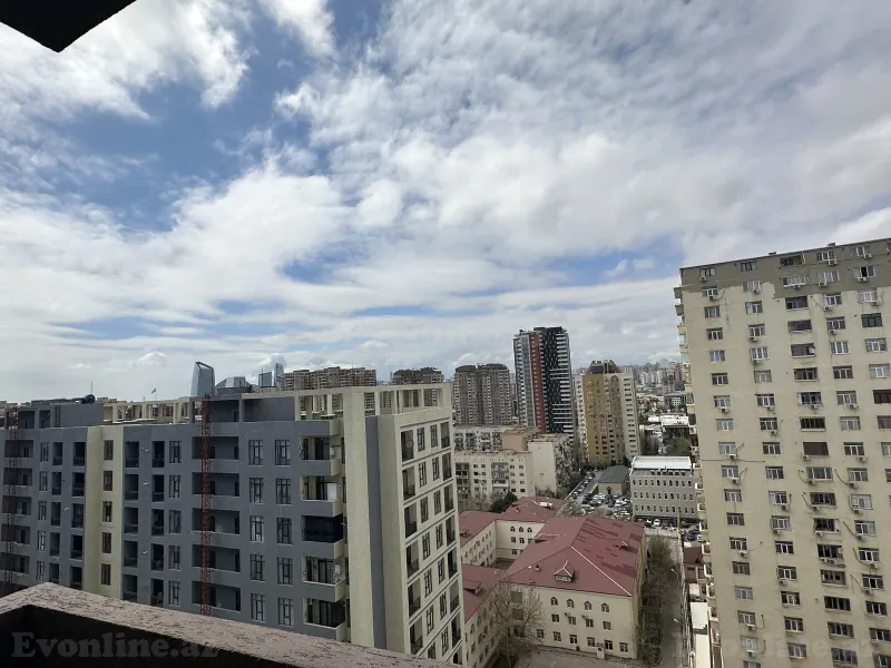 Satılır 4 otaqlı Mənzil Yeni tikili 160 m² Xətai m. - şəkil 17