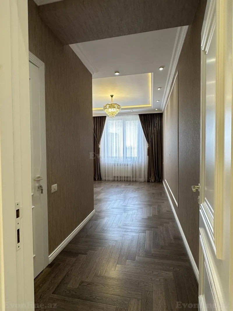 Satılır 4 otaqlı Mənzil Yeni tikili 160 m² Xətai m. - şəkil 18