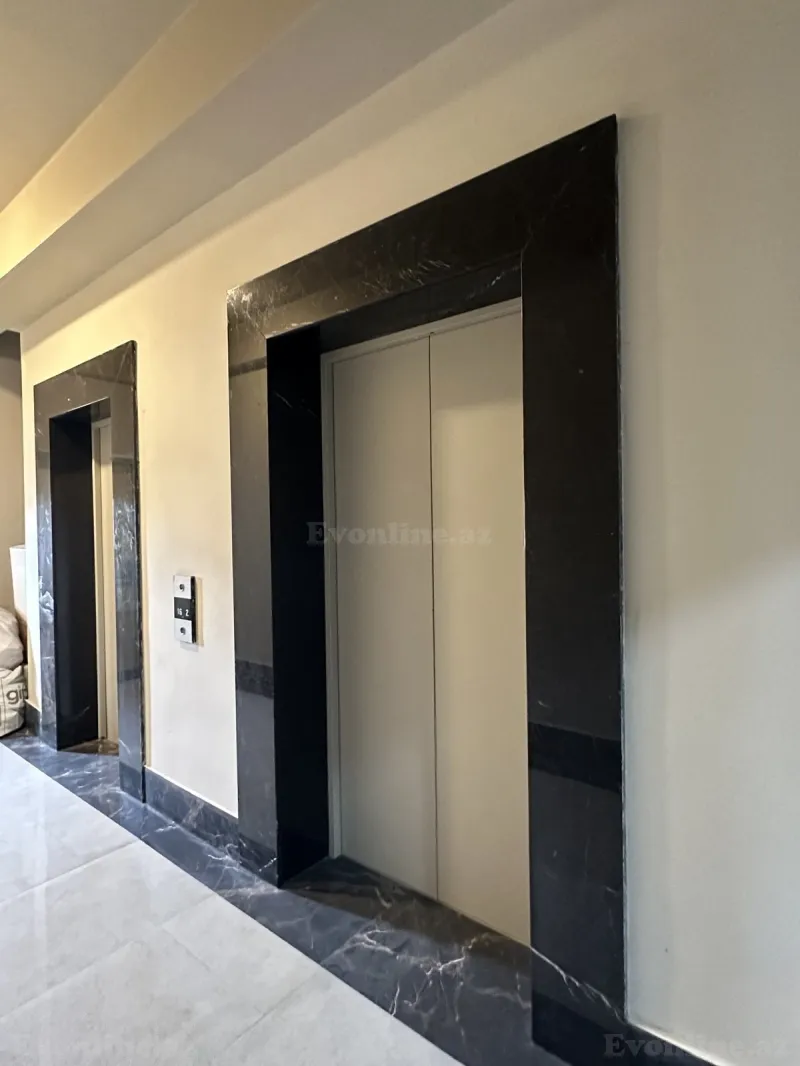 Satılır 4 otaqlı Mənzil Yeni tikili 160 m² Xətai m. - şəkil 29