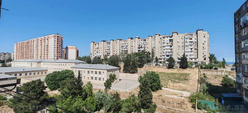 Satılır 3 otaqlı Mənzil Köhnə tikili 85 m² Yeni Günəşli - şəkil 2