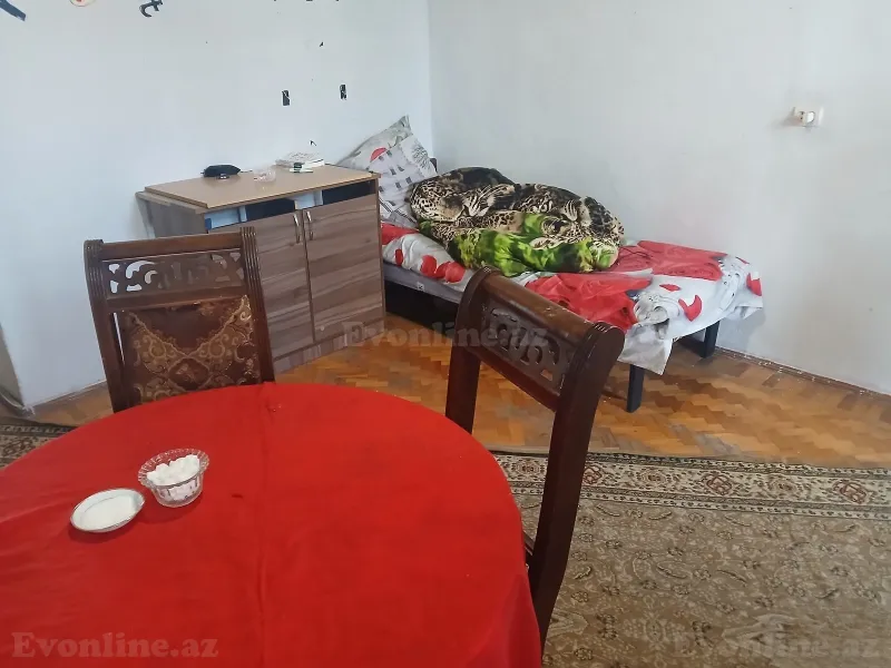 2 otaqlı Mənzil 90 m² 28 May m. Kirayə verilir