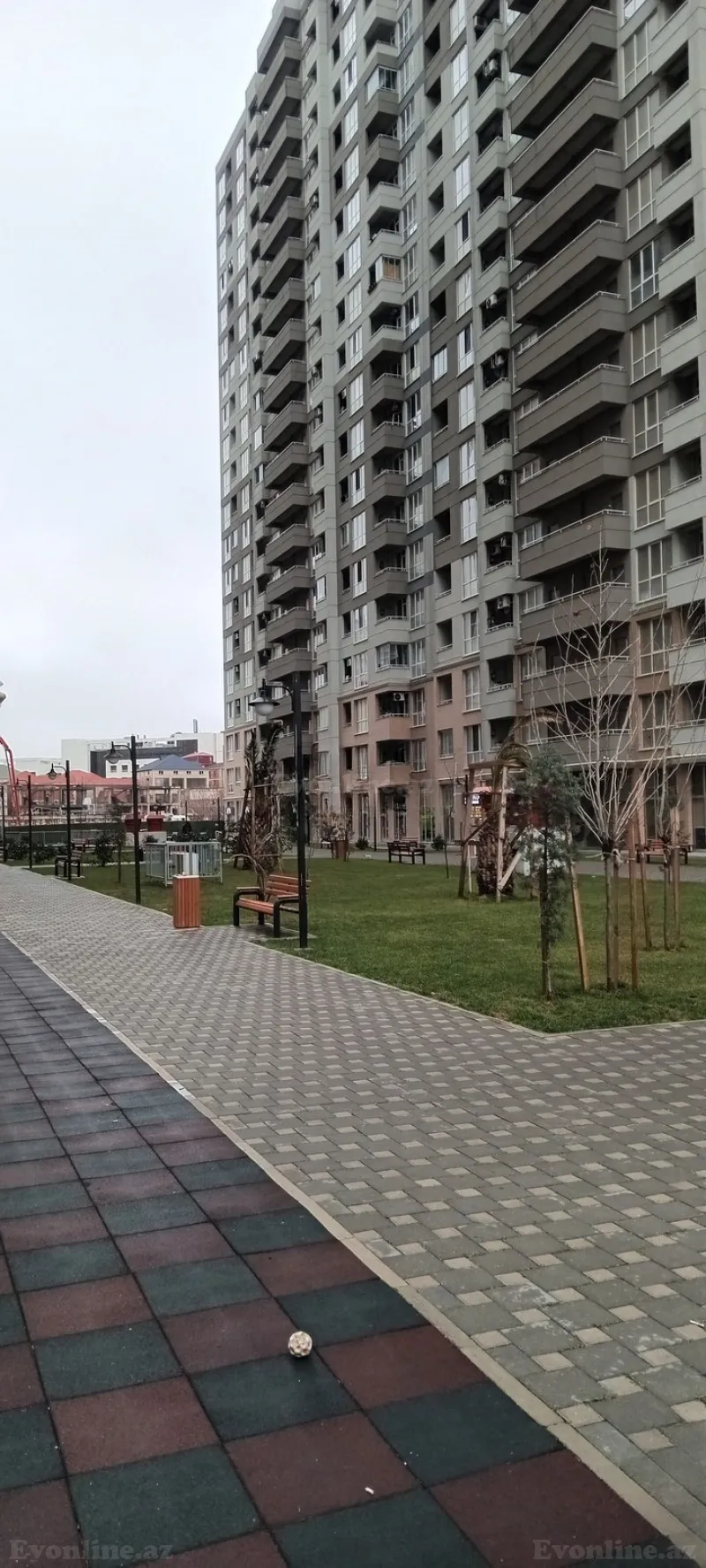Kirayə verilir 1 otaqlı Mənzil Yeni tikili 30 m² 20 Yanvar m.
