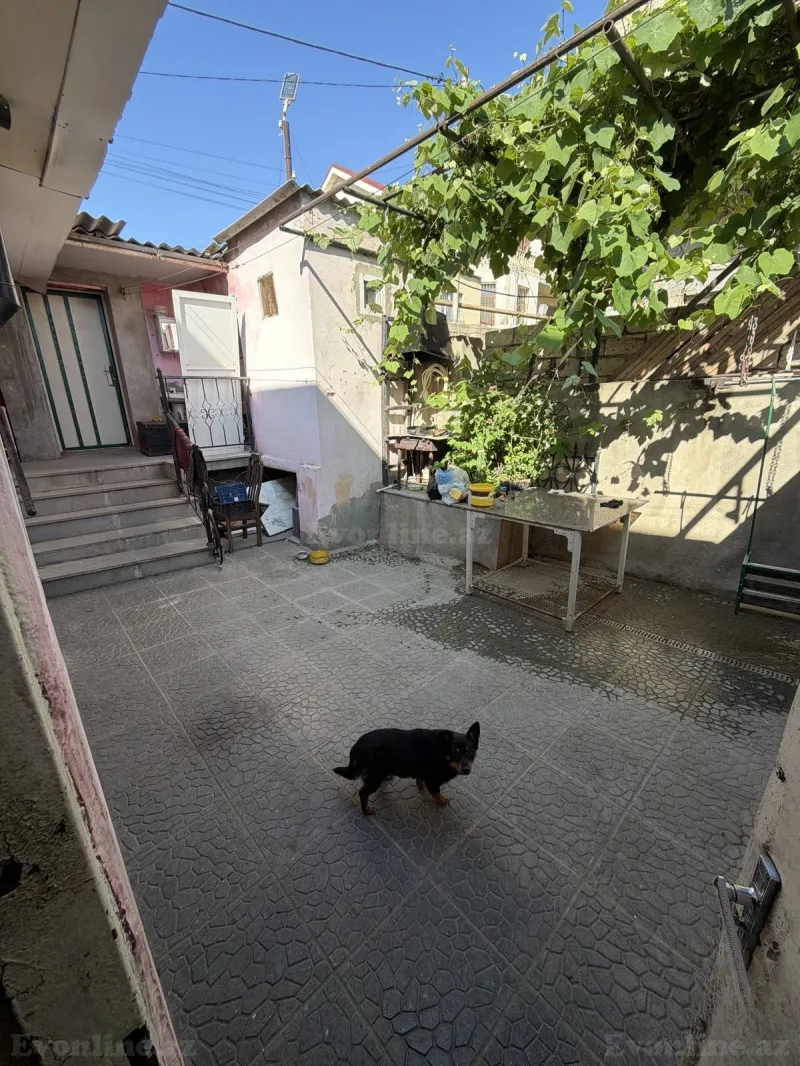 4 otaqlı Həyət evi 135 m² Bakıxanov Satılır