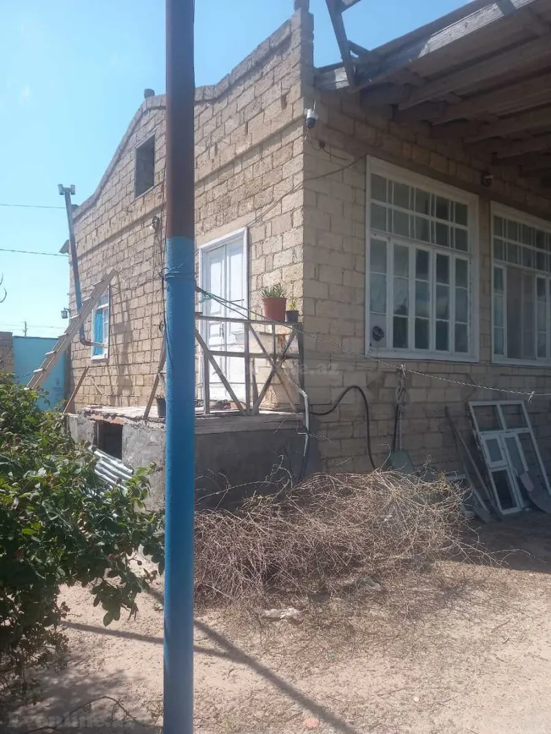 3 otaqlı Həyət evi 100 m² Türkan Kirayə verilir