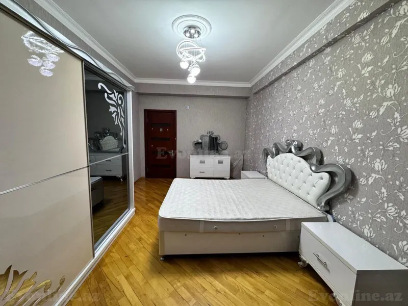 Satılır 3 otaqlı Mənzil Yeni tikili 103 m² Azadlıq prospekti m. - şəkil 9