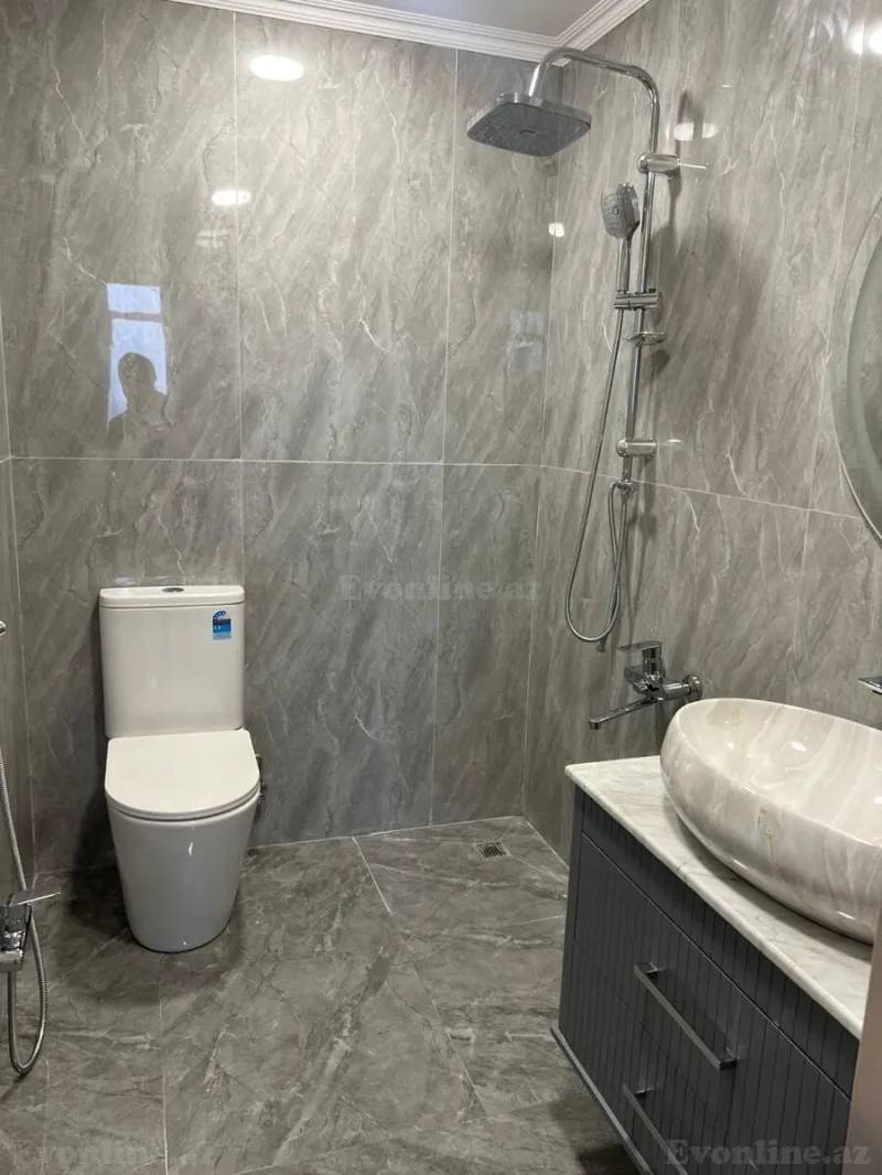 Satılır 4 otaqlı Mənzil Yeni tikili 195 m² Memar Əcəmi m. - şəkil 14