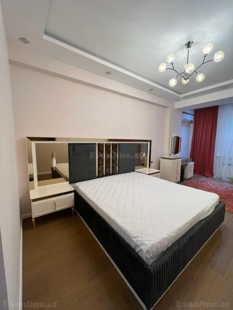 Kirayə verilir 3 otaqlı Mənzil Yeni tikili 135 m² İnşaatçılar m. - şəkil 5