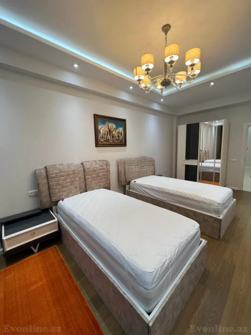 Kirayə verilir 3 otaqlı Mənzil Yeni tikili 135 m² İnşaatçılar m. - şəkil 7