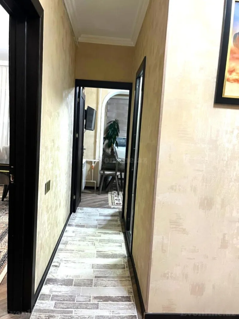 Satılır 2 otaqlı Mənzil Köhnə tikili 55 m² Yeni Günəşli - şəkil 5