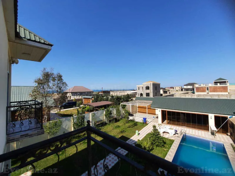 5 otaqlı Həyət evi 250 m² Pirşağı Kirayə verilir
