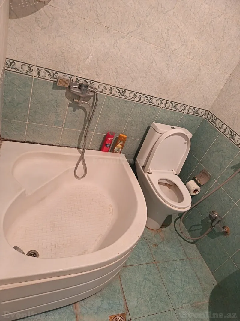 Kirayə verilir 2 otaqlı Mənzil Yeni tikili 85 m² İnşaatçılar m. - şəkil 9