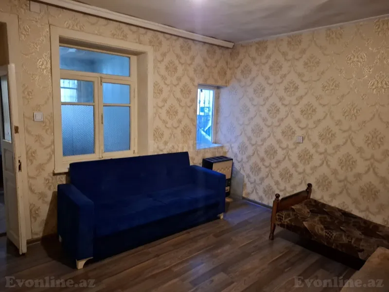 Kirayə verilir 2 otaqlı Həyət evi 80 m² İnşaatçılar m.