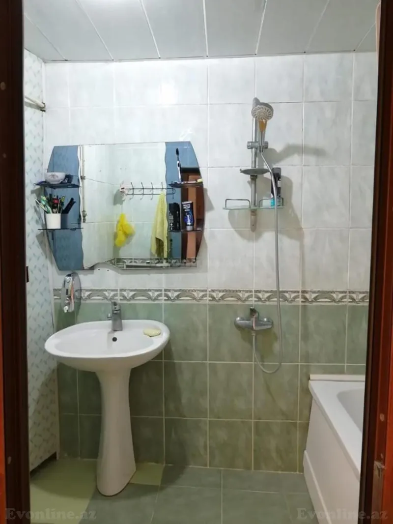 Satılır 4 otaqlı Mənzil Köhnə tikili 115 m² Gənclik m. - şəkil 14