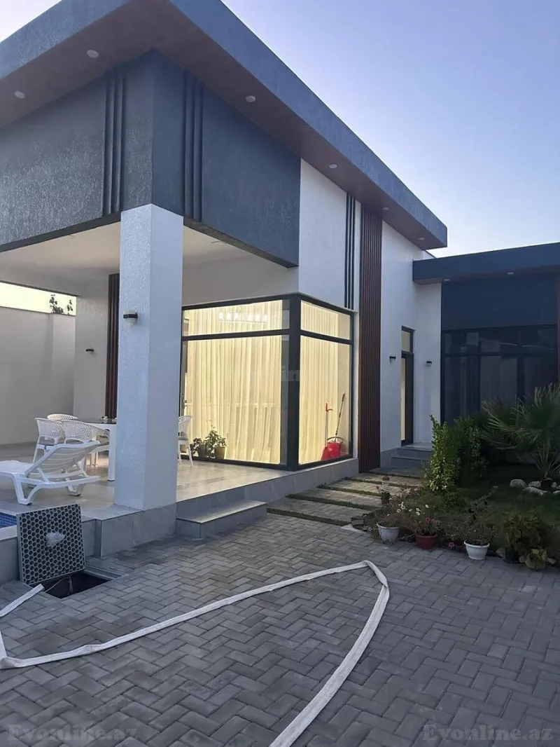 Bakı, Xəzər r., Mərdəkanda 4 otaqlı həyət evi satılır