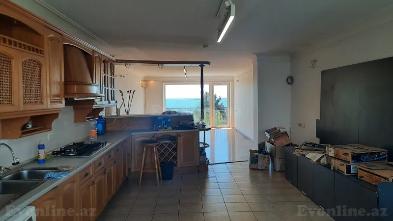 Kirayə verilir 5 otaqlı Mənzil Köhnə tikili 250 m² Sahil m. - şəkil 4