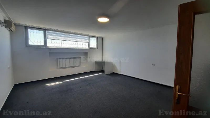Kirayə verilir 5 otaqlı Mənzil Köhnə tikili 250 m² Sahil m. - şəkil 9
