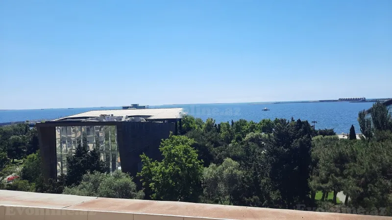 Kirayə verilir 5 otaqlı Mənzil Köhnə tikili 250 m² Sahil m. - şəkil 16