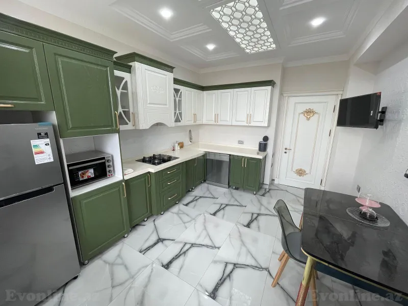 Kirayə verilir 3 otaqlı Mənzil Yeni tikili 140 m² Badamdar - şəkil 12