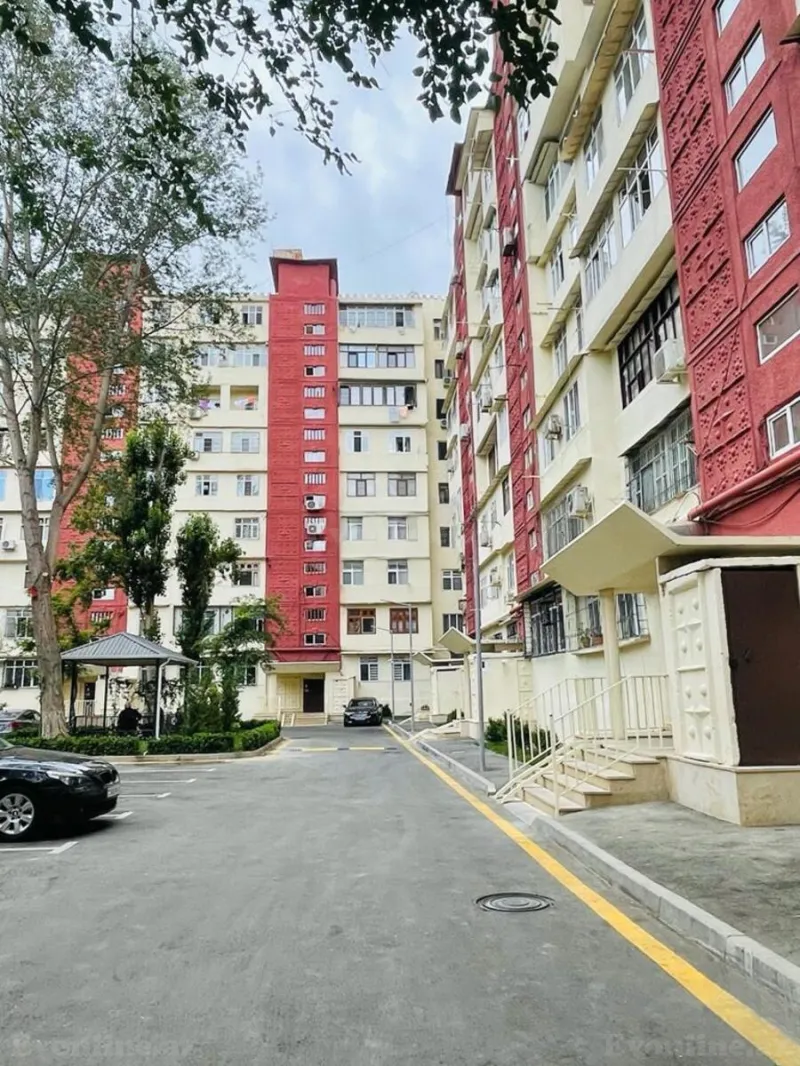 4 otaqlı Mənzil 110 m² Yeni Yasamal Satılır