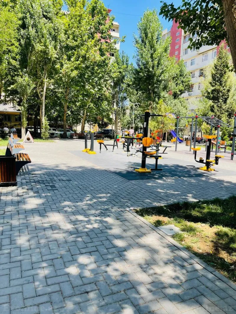 Satılır 4 otaqlı Mənzil Köhnə tikili 110 m² Yeni Yasamal - şəkil 4