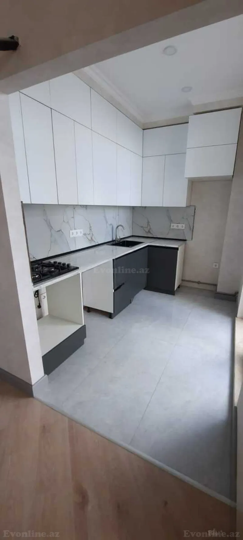 Kirayə verilir 3 otaqlı Mənzil Yeni tikili 74 m² Dərnəgül m. - şəkil 2
