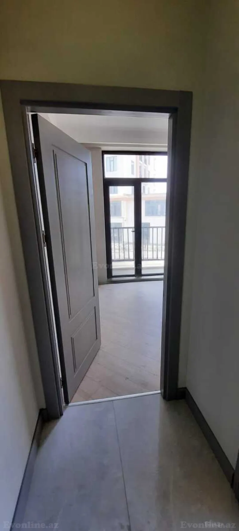 Kirayə verilir 3 otaqlı Mənzil Yeni tikili 74 m² Dərnəgül m. - şəkil 13