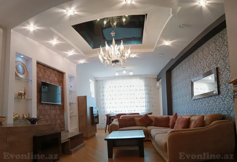 Satılır 3 otaqlı Mənzil Yeni tikili 130 m² 9-cu mikrorayon