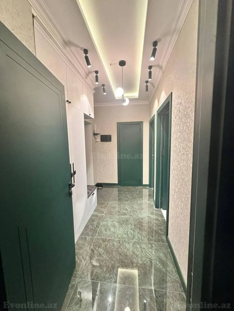 Satılır 2 otaqlı Mənzil Yeni tikili 70 m² Koroğlu m. - şəkil 9
