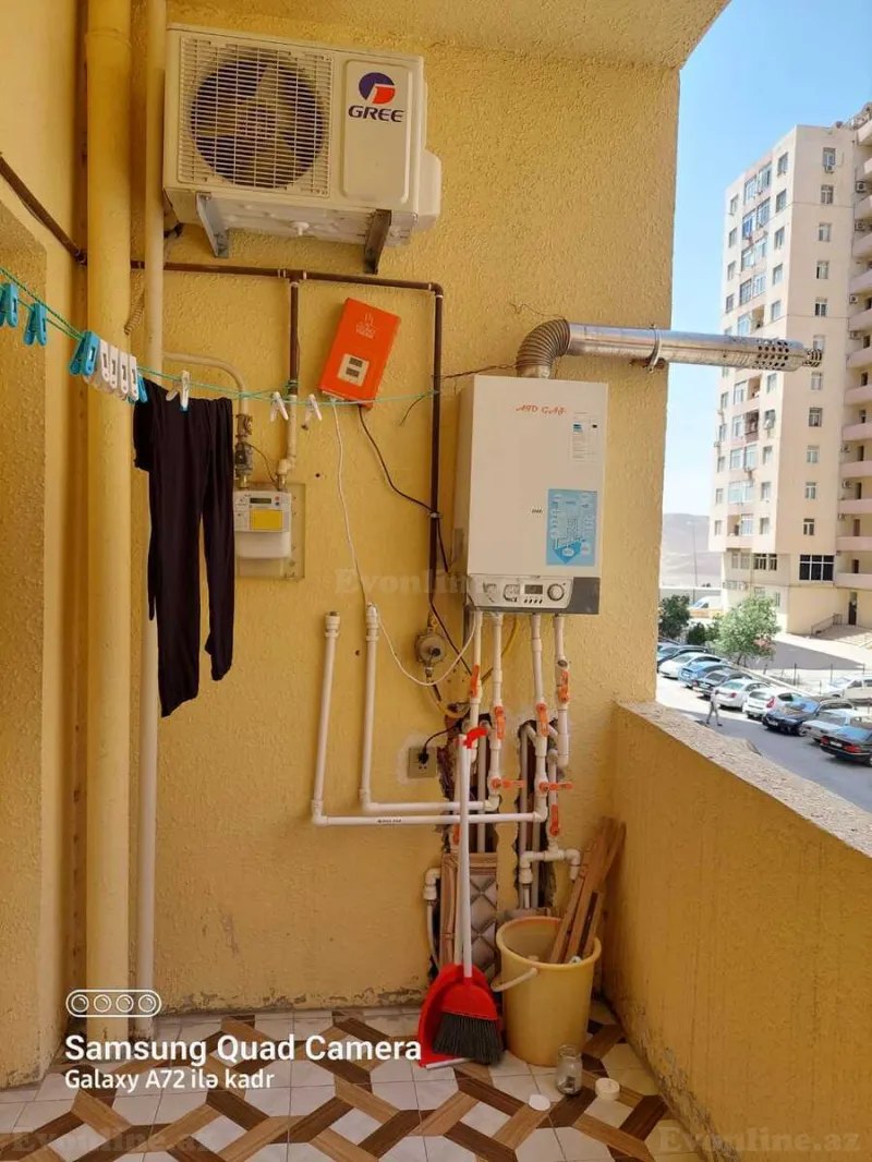 Kirayə verilir 3 otaqlı Mənzil Yeni tikili 130 m² İnşaatçılar m. - şəkil 11