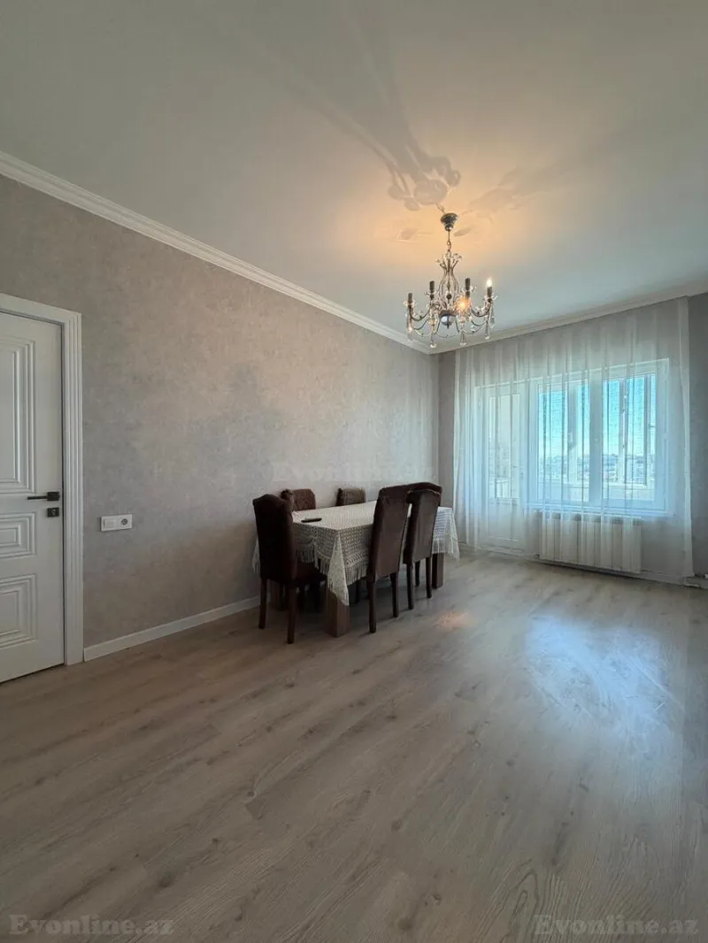 Satılır 2 otaqlı Mənzil Köhnə tikili 50 m² Bakıxanov