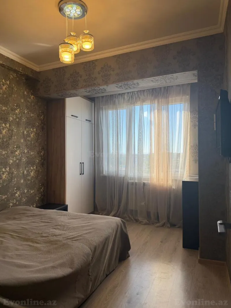 Satılır 2 otaqlı Mənzil Köhnə tikili 50 m² Bakıxanov - şəkil 2