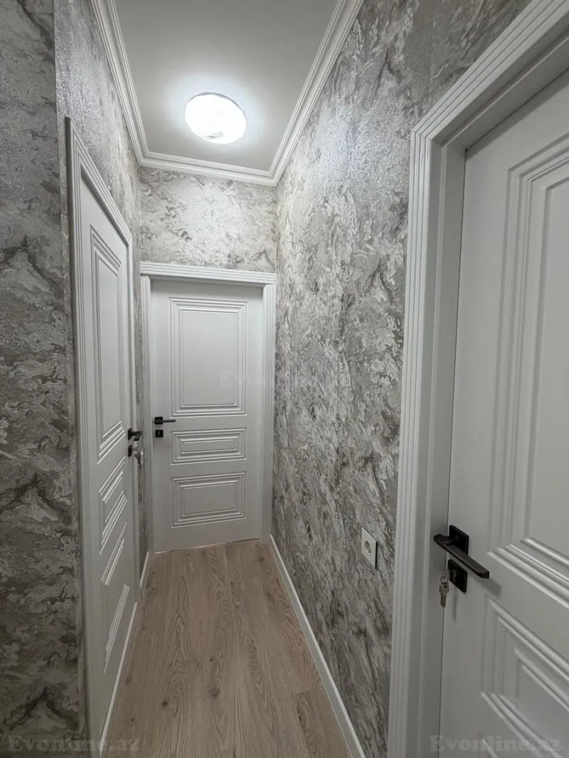 Satılır 2 otaqlı Mənzil Köhnə tikili 50 m² Bakıxanov - şəkil 3