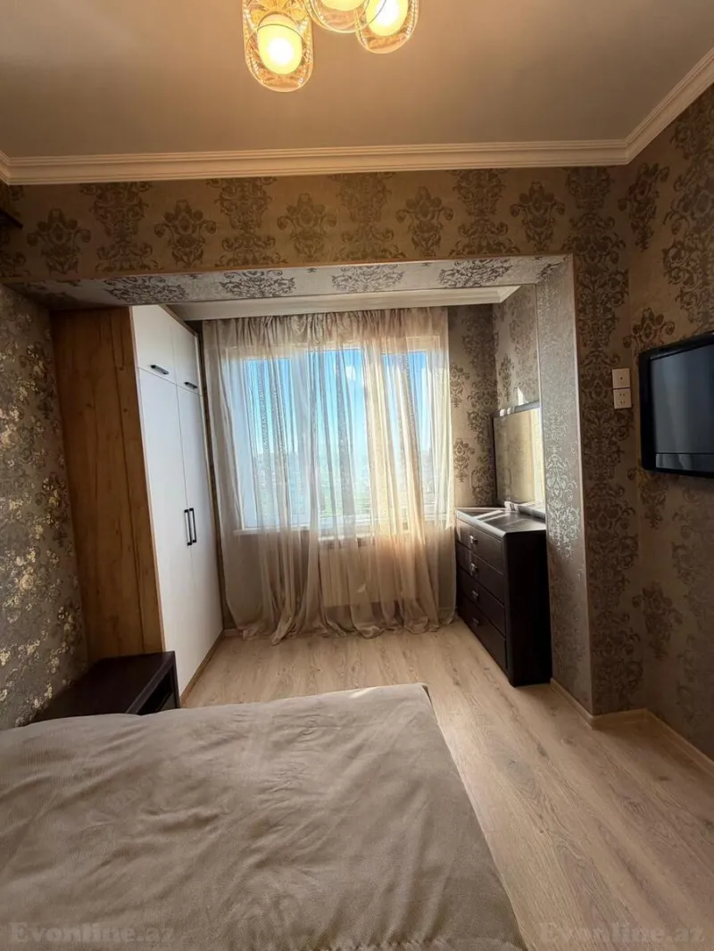 Satılır 2 otaqlı Mənzil Köhnə tikili 50 m² Bakıxanov - şəkil 5