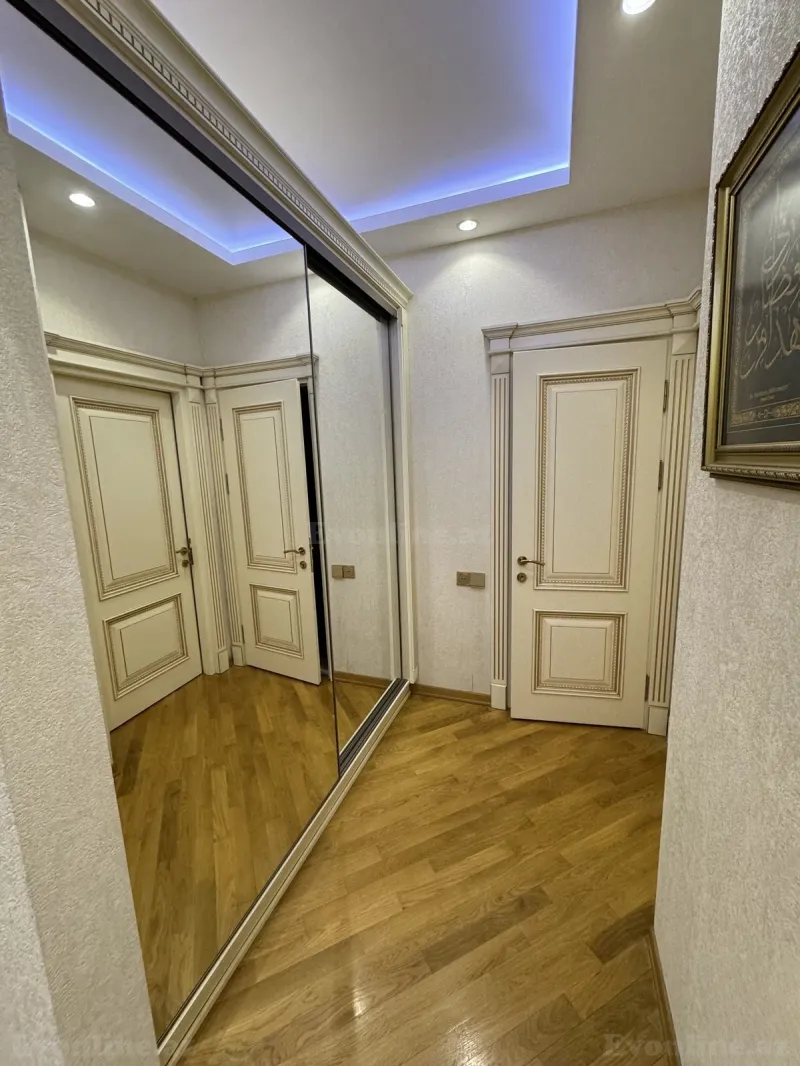 Kirayə verilir 3 otaqlı Mənzil Yeni tikili 98 m² Xətai r. - şəkil 10