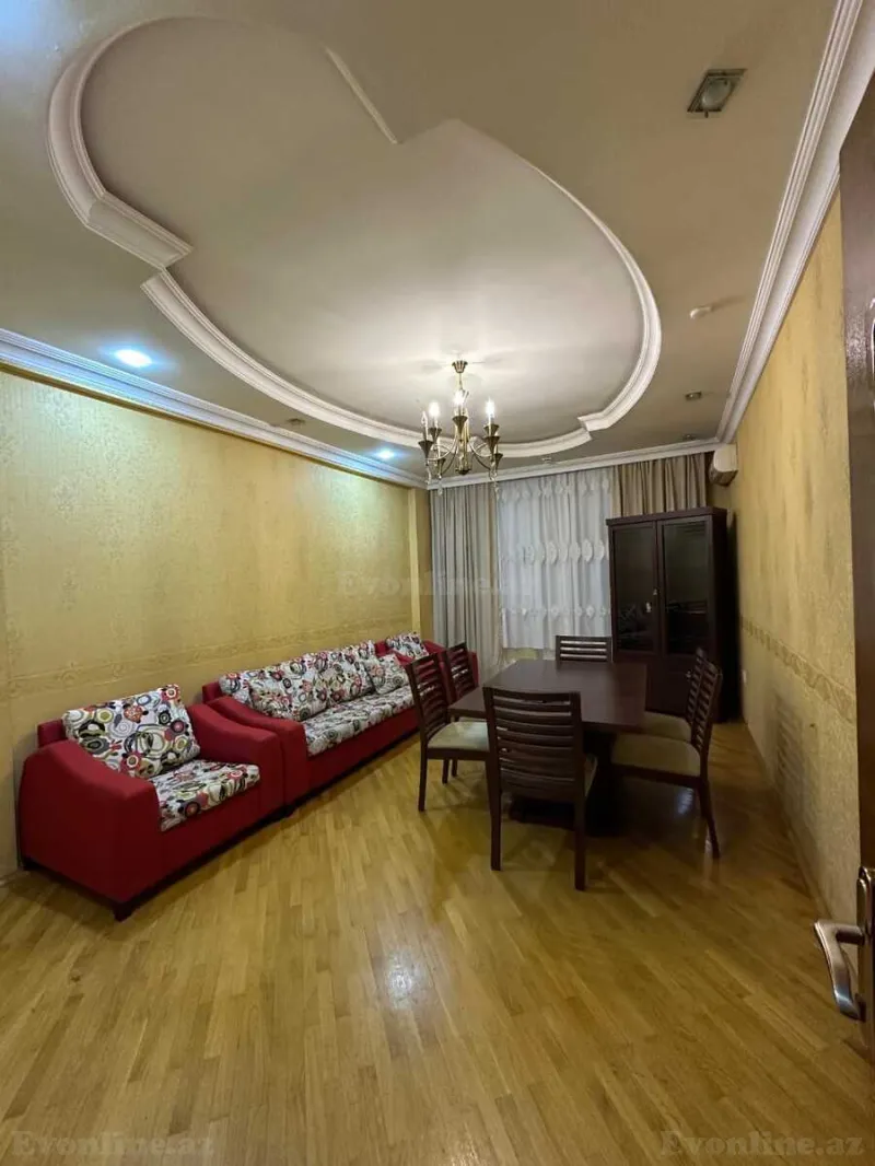 Kirayə verilir 3 otaqlı Mənzil Yeni tikili 100 m² 8 Noyabr m.