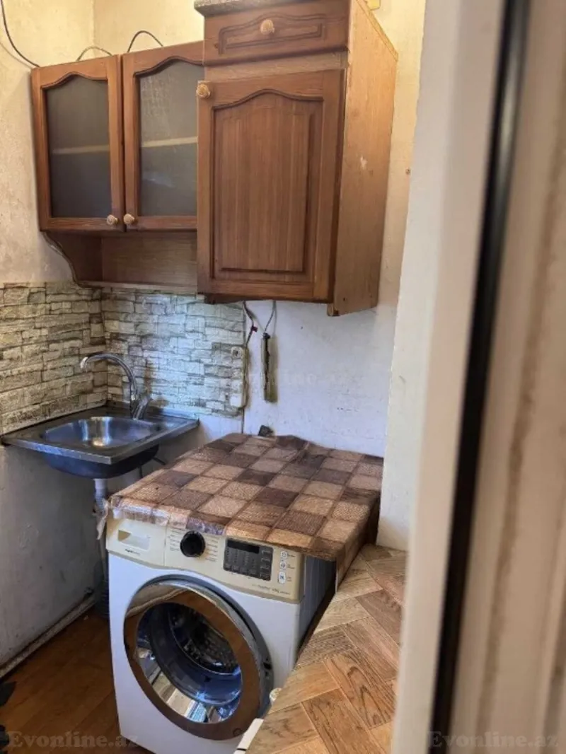 Satılır 1 otaqlı Mənzil Köhnə tikili 45 m² Neftçilər m. - şəkil 4