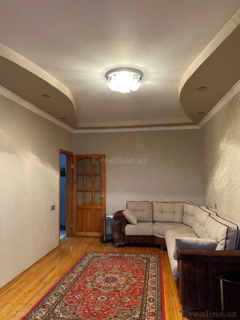 Satılır 2 otaqlı Mənzil Köhnə tikili 60 m² Xalqlar Dostluğu m. - şəkil 2