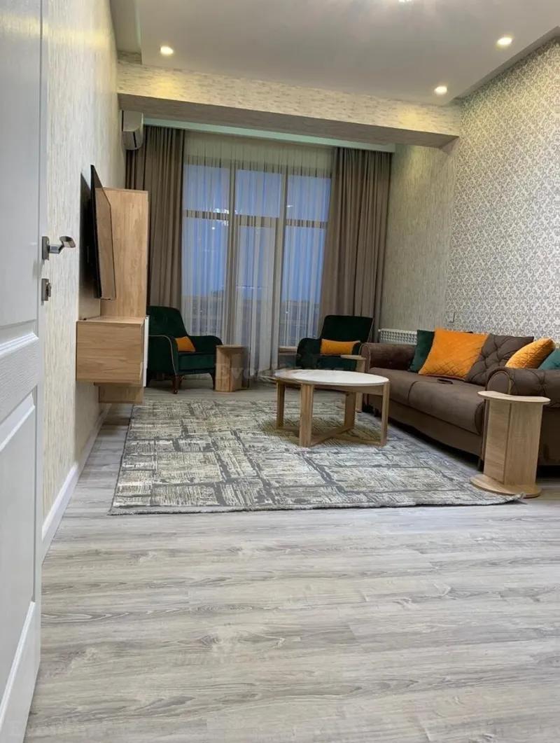 Kirayə verilir 2 otaqlı Mənzil Yeni tikili 70 m² Xətai m. - şəkil 3