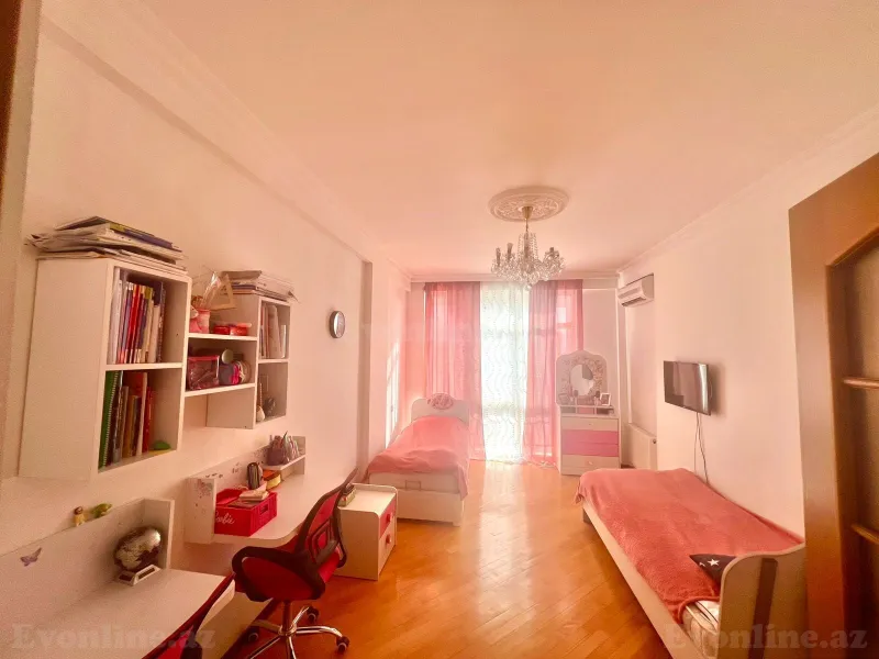 Satılır 3 otaqlı Mənzil Yeni tikili 130 m² Nəriman Nərimanov m. - şəkil 4