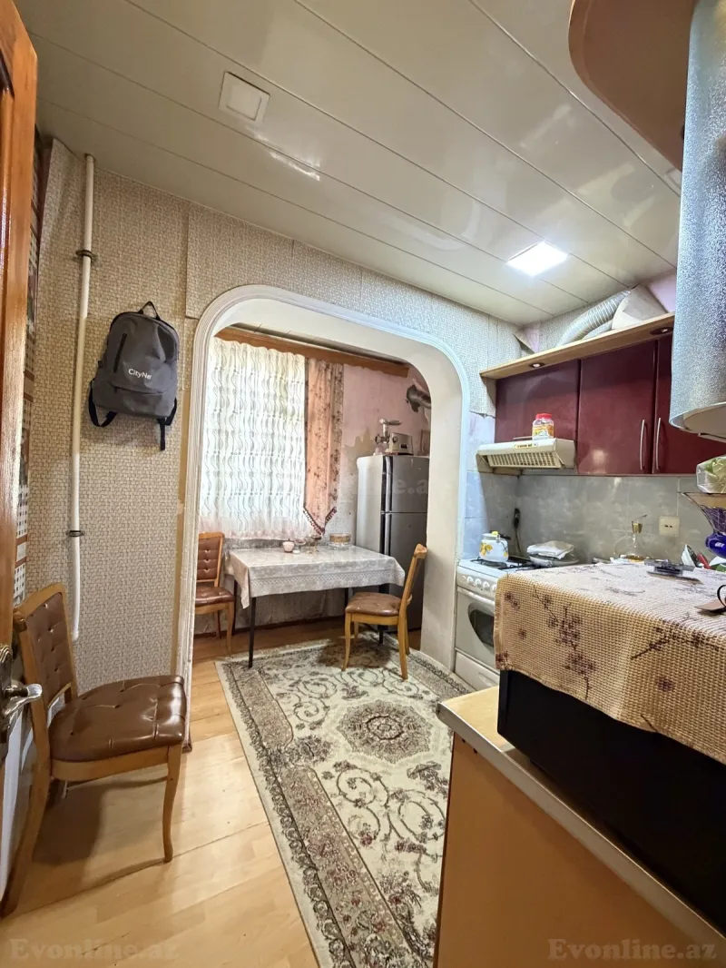 Satılır 3 otaqlı Mənzil Köhnə tikili 90 m² Yeni Yasamal - şəkil 4