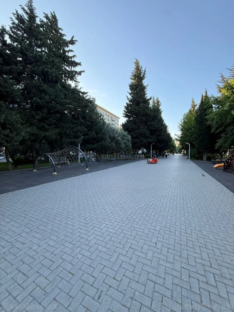 Satılır 3 otaqlı Mənzil Köhnə tikili 90 m² Nərimanov r. - şəkil 4