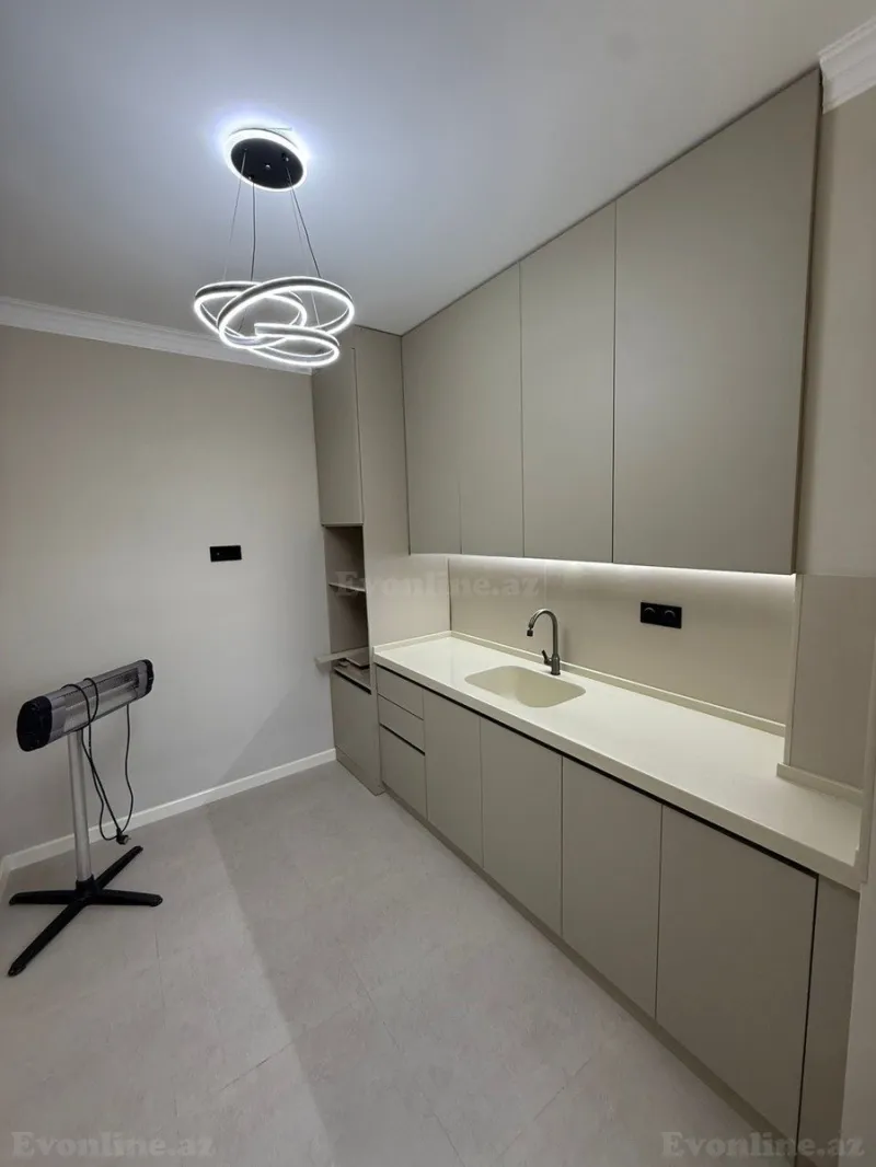 Satılır 3 otaqlı Mənzil Köhnə tikili 90 m² Nərimanov r. - şəkil 18