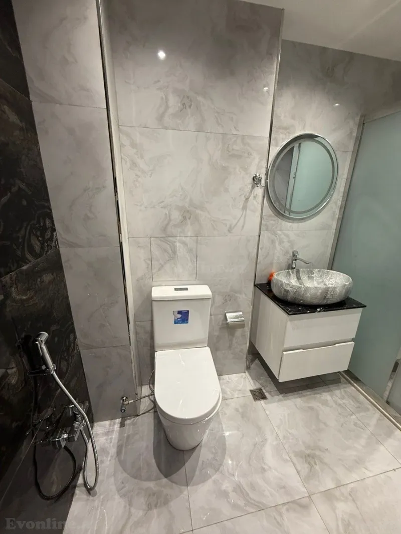 Satılır 3 otaqlı Mənzil Köhnə tikili 90 m² Nərimanov r. - şəkil 21