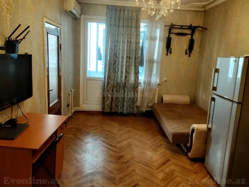Kirayə verilir 2 otaqlı Mənzil Köhnə tikili 52 m² Memar Əcəmi m. - şəkil 4