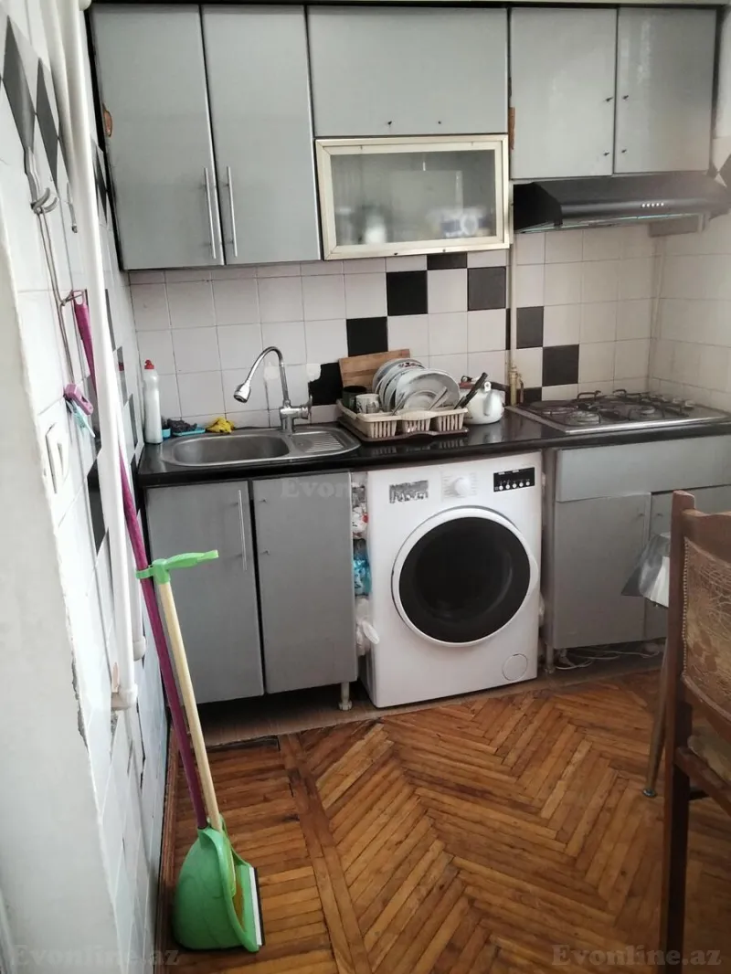 Kirayə verilir 2 otaqlı Mənzil Köhnə tikili 52 m² Memar Əcəmi m. - şəkil 7
