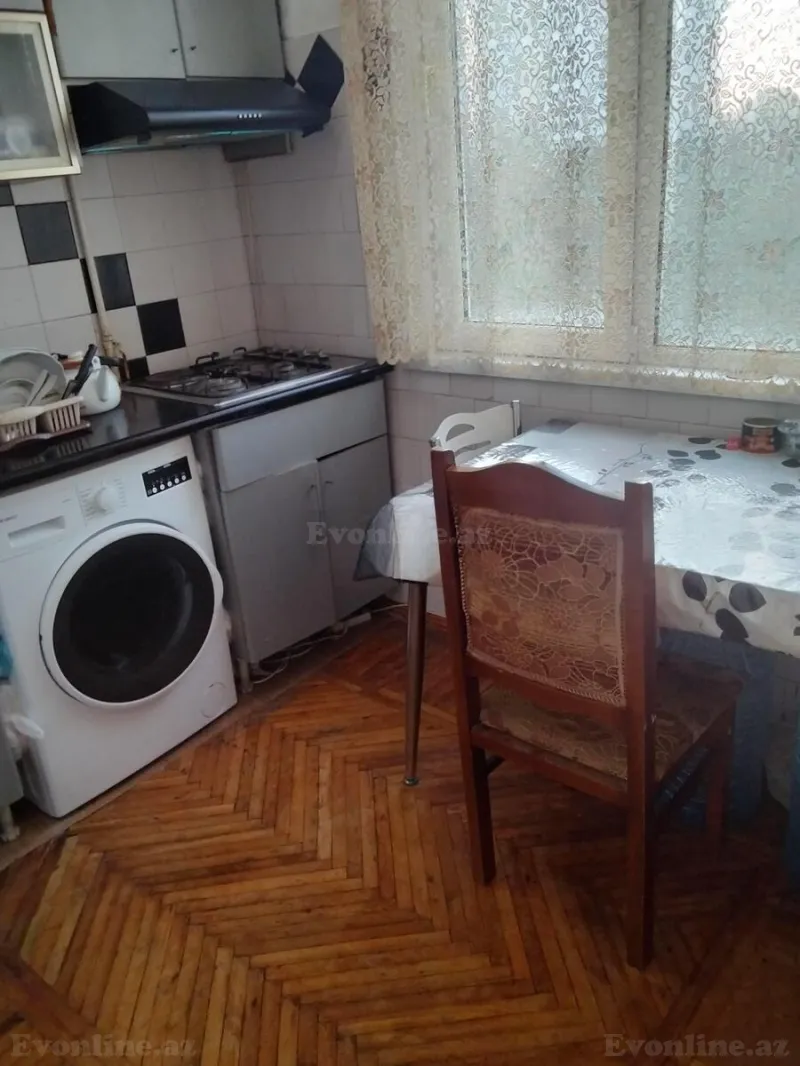 Kirayə verilir 2 otaqlı Mənzil Köhnə tikili 52 m² Memar Əcəmi m. - şəkil 8